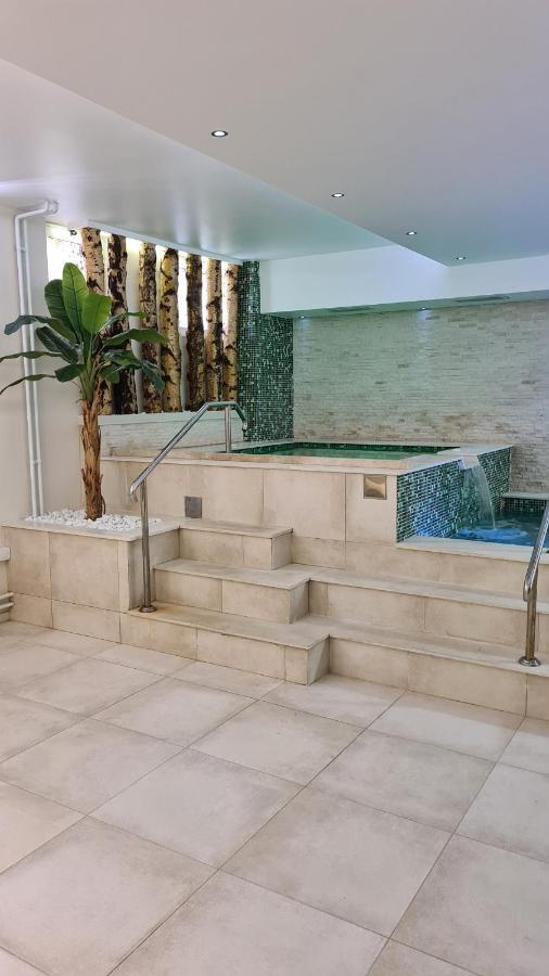 Hotel Royal Spa Баня-Ковиляча Экстерьер фото