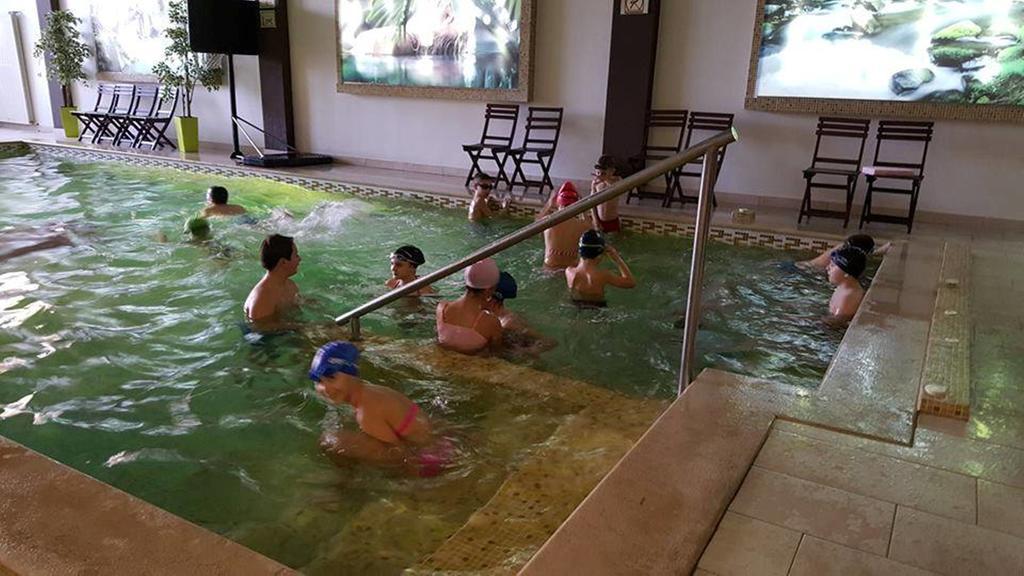 Hotel Royal Spa Баня-Ковиляча Экстерьер фото